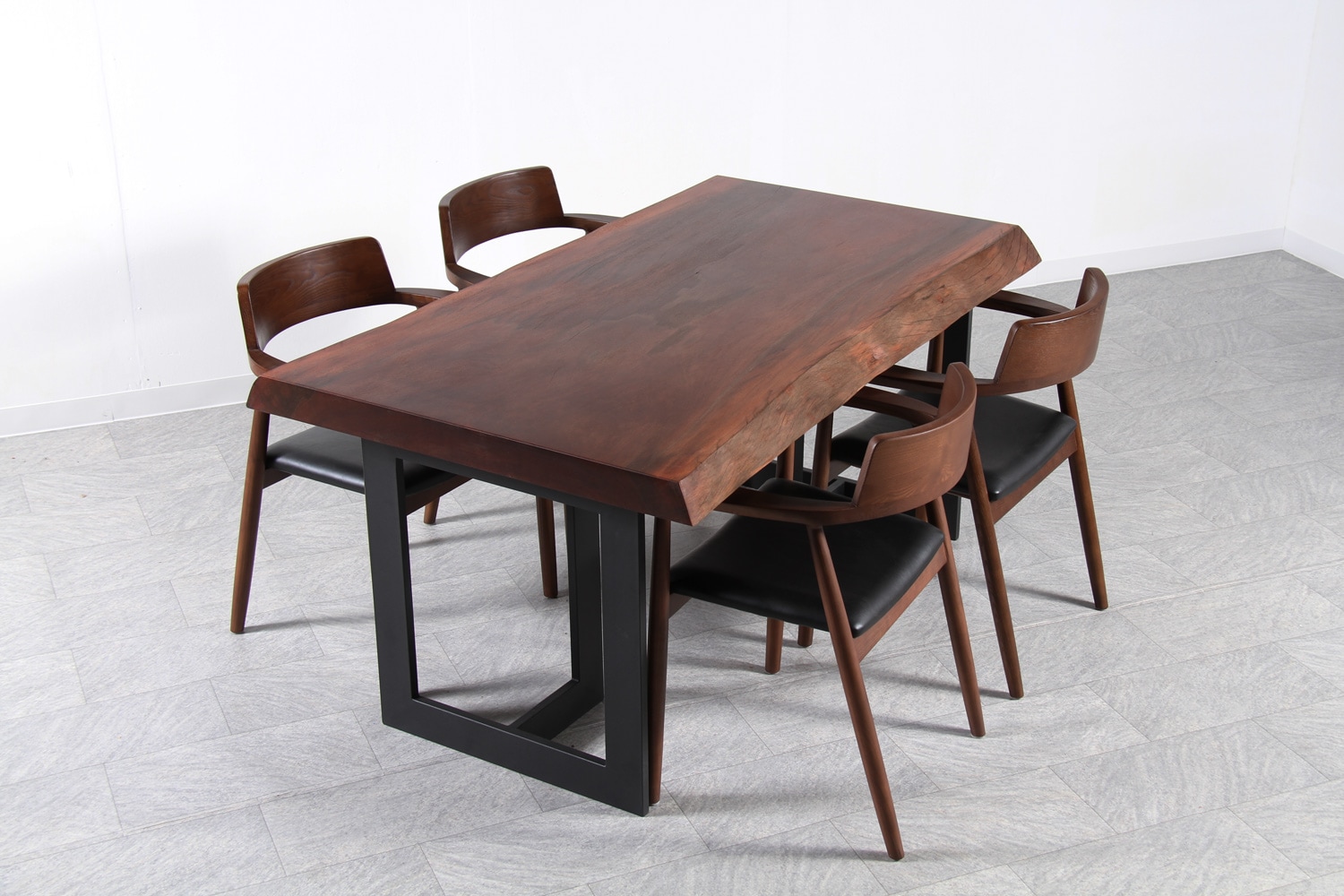 オイル仕上げウォールナット一枚板テーブル脚付き 長さ約160cm超