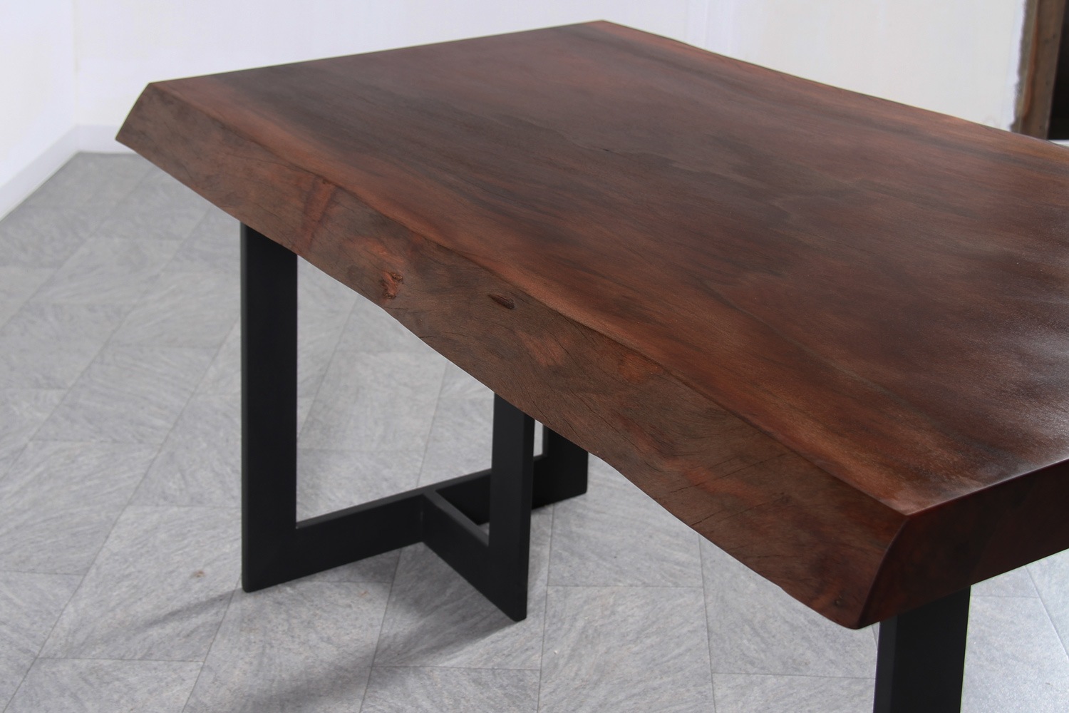 ゴールドニア 1枚板 オイル仕上げ 4人掛け