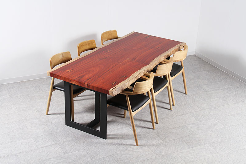 パドック 1枚板 ウレタン仕上げ 4-6人掛け