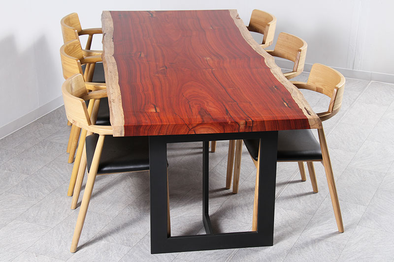 パドック 1枚板 ウレタン仕上げ 4-6人掛け