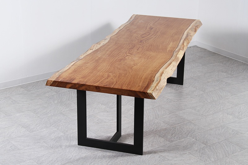 クウイラ(メルバウ) 1枚板 ウレタン仕上げ 6人掛け