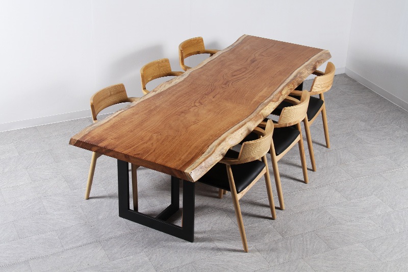 クウイラ(メルバウ) 1枚板 ウレタン仕上げ 6人掛け