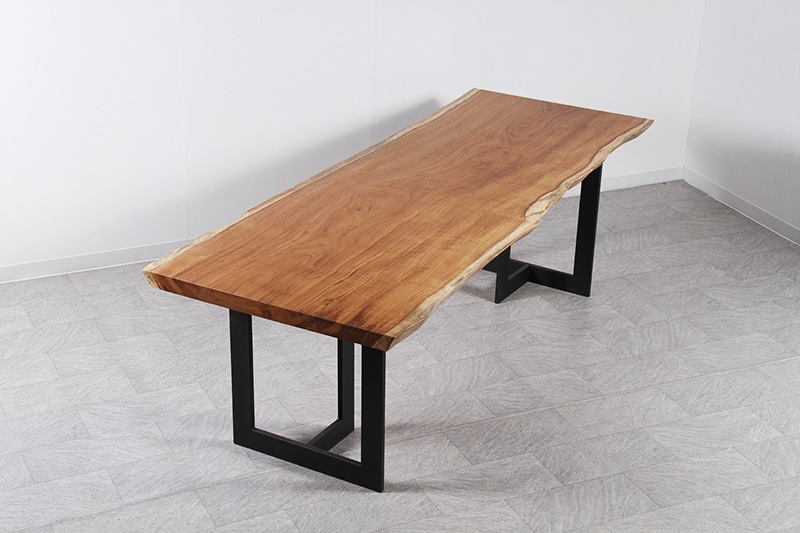 クウイラ(メルバウ) 1枚板 ウレタン仕上げ 6人掛け