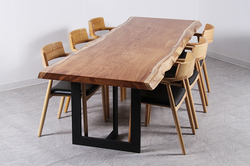 クウイラ(メルバウ) 1枚板 ウレタン仕上げ 6人掛け