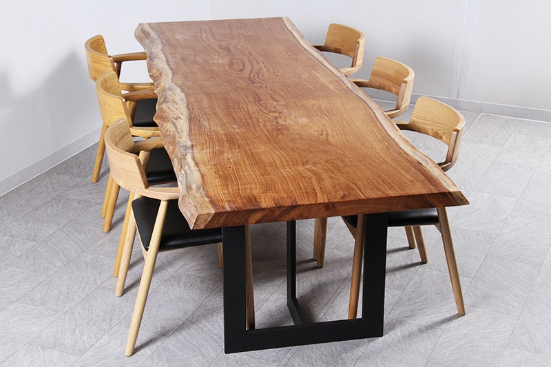 クウイラ(メルバウ) 1枚板 ウレタン仕上げ 6人掛け