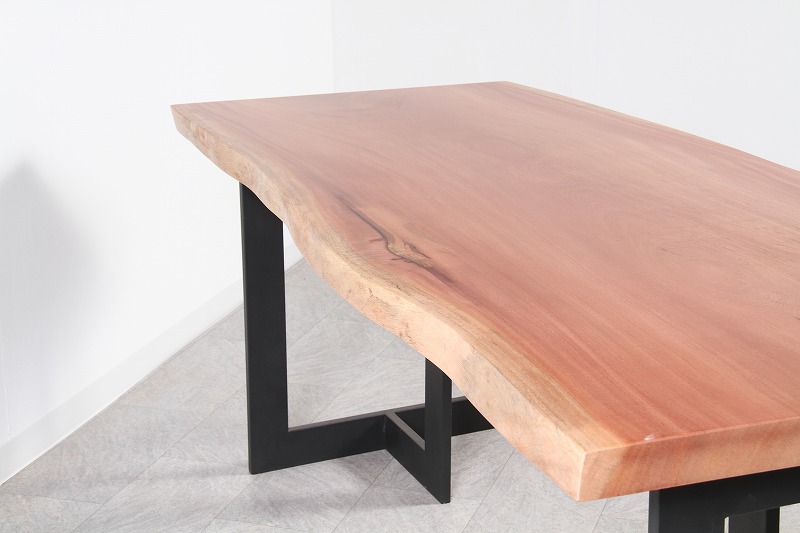 シンガポールマホガニー 1枚板 ウレタン仕上げ 4人掛け | 一枚板