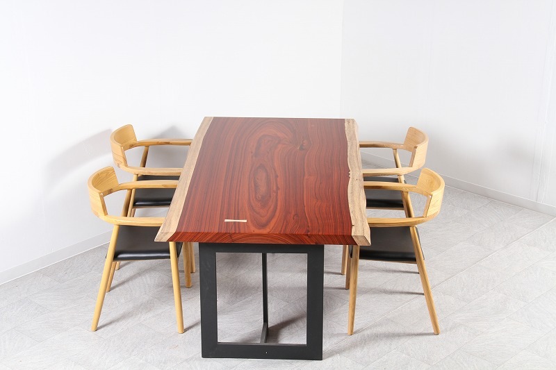 パドック 1枚板 ウレタン仕上げ 4人掛け