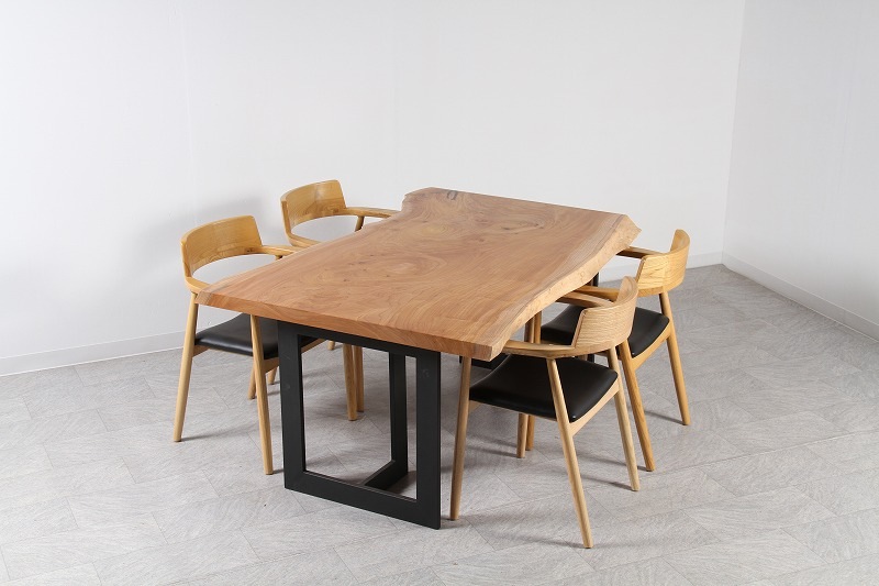 ケヤキ 1枚板 ウレタン仕上げ 4人掛け