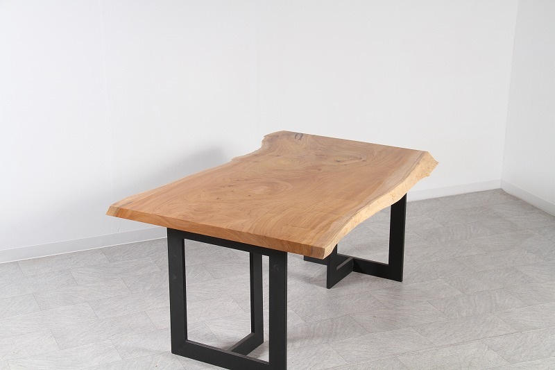 ケヤキ 1枚板 ウレタン仕上げ 4人掛け