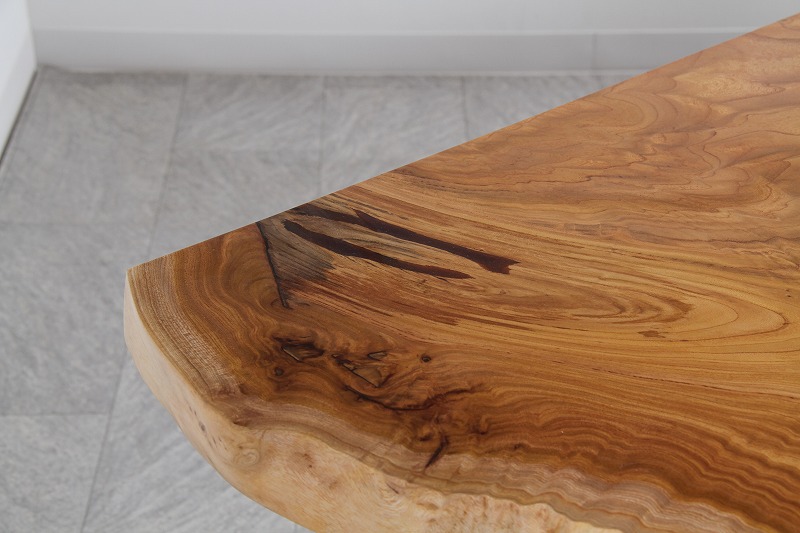 ケヤキ 1枚板 ウレタン仕上げ 4人掛け