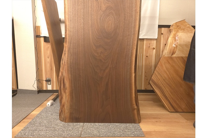 大垣WOODローテーブル ブラックウォールナット 折りたたみ脚 一枚板