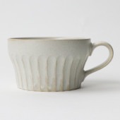 磁器 カップ 【アイボリー】|食器（陶磁器）|暮らしを彩る大人の食器具