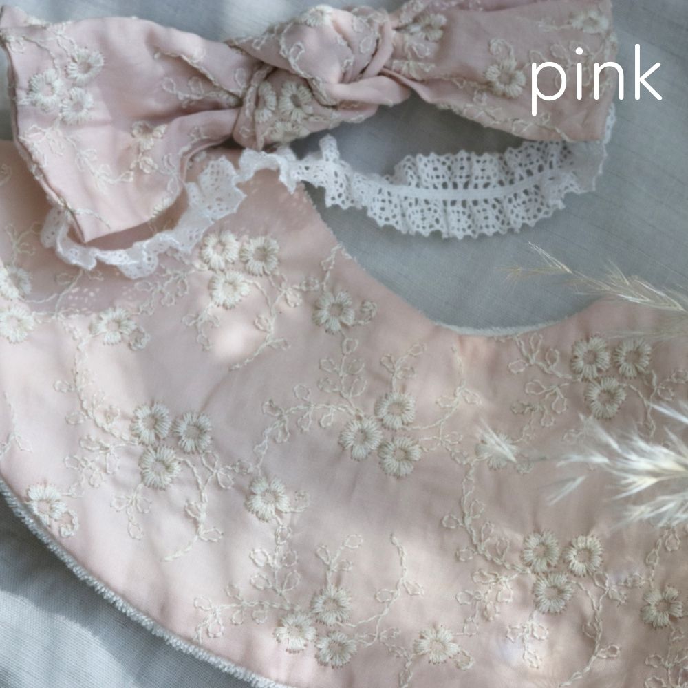 《在庫処分 半額》【日本製】コットン100% エンブロイダリースタイ＆ヘアバンドセット 《Lien de famille》リヤンドファミーユ ギフトBOX付 キララ