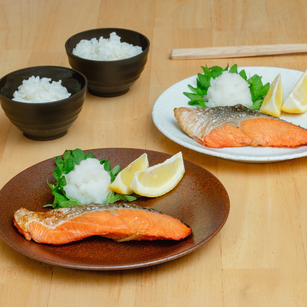 【YAMATSU STANDARD】19cm  平皿 ワンプレート  サラダ 丸皿 プレート 皿 白 茶  ホワイト ブラウン  おしゃれ 収納 カフェ食器 シンプル 美濃焼 磁器 ポーセラーツ BPAフリー ギフト 業務用 軽い 日本製