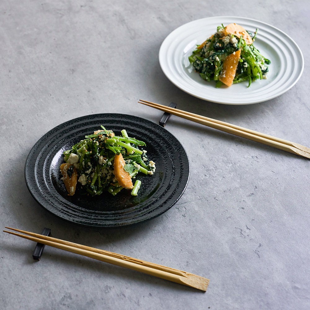 【YAMATSU STANDARD】19cm 中皿 ミート皿 平皿 丸皿 プレート 皿 白 黒 ホワイト ブラック おしゃれ 収納 カフェ食器 シンプル 美濃焼 磁器 ポーセラーツ BPAフリー ギフト 業務用 軽い 日本製