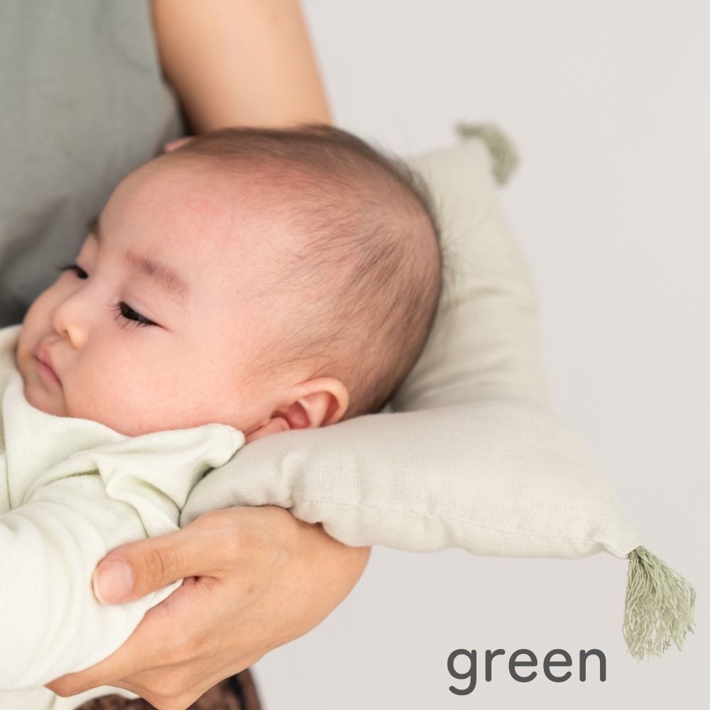 《在庫処分 半額》【日本製】 やわらかガーゼ 授乳クッションにもなる!ベビーピロー&ラトルセット コットン100% Lien de famille リヤンドファミーユ 《ギフトBOX付き》キララ ピンク グレー グリーン