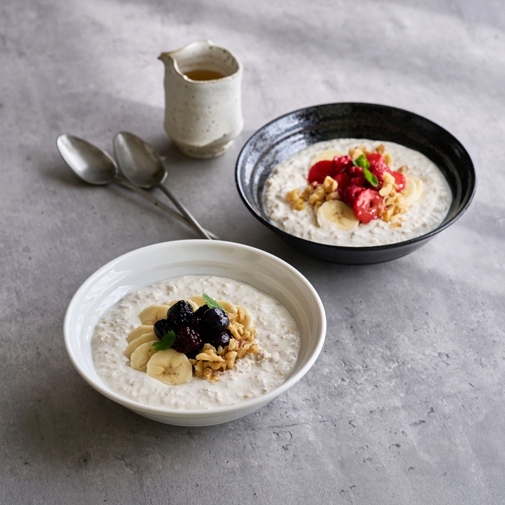 【YAMATSU STANDARD】16cm 小皿 小鉢 取鉢 朝食 おやつ 丸皿 プレート 皿 白 黒 ホワイト ブラック おしゃれ 収納 カフェ食器 シンプル 美濃焼 磁器 ポーセラーツ BPAフリー ギフト 業務用 軽い 日本製