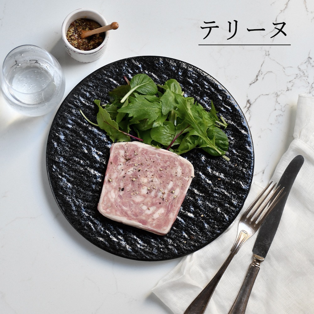 【YAMATSU STANDARD】17cm 小皿 平皿 取鉢 取り皿 おやつ 丸皿 プレート 皿 白 黒 ホワイト ブラック おしゃれ 収納 カフェ食器 シンプル 美濃焼 磁器 ポーセラーツ BPAフリー ギフト 業務用 軽い 日本製