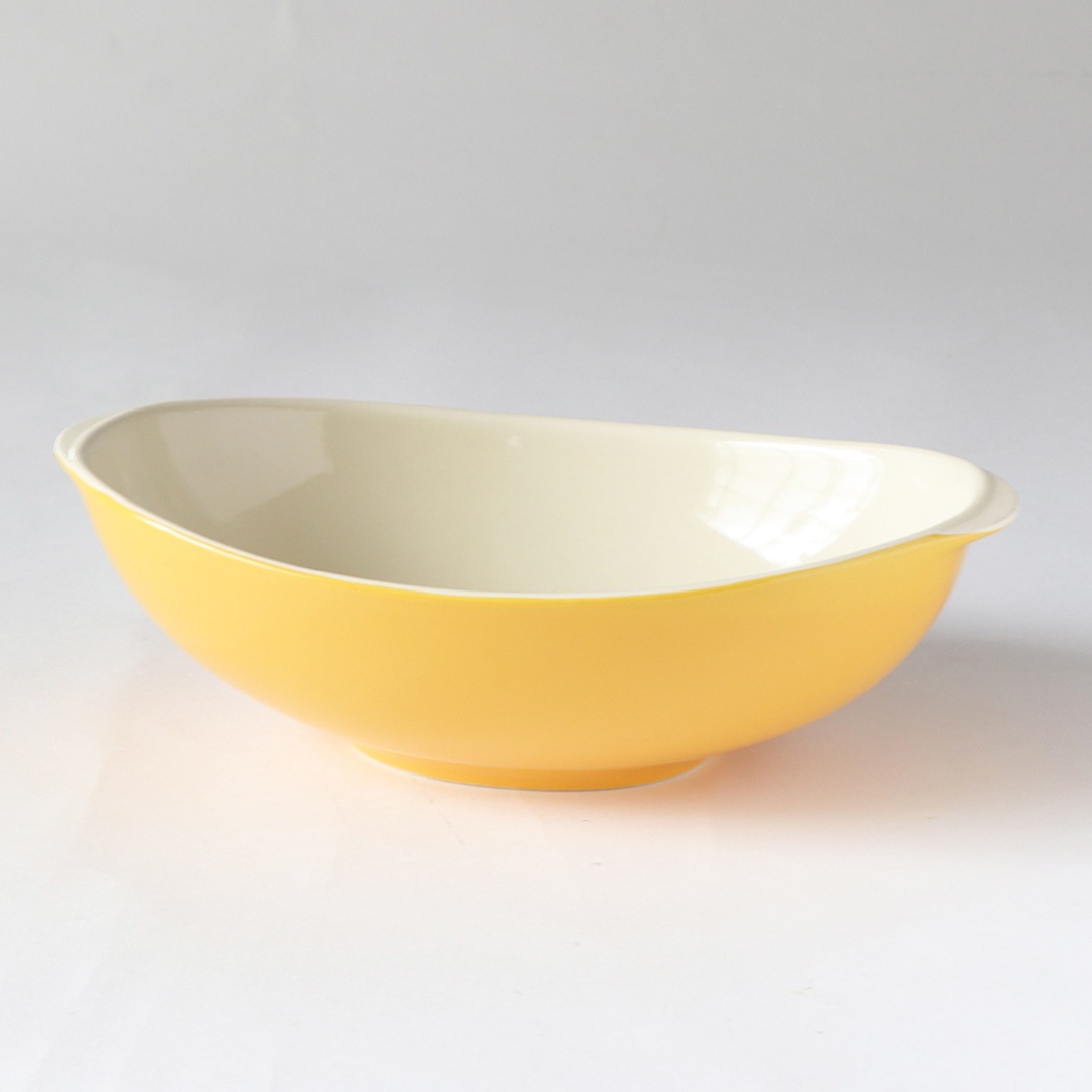 【たっぷり！大容量のオーバルボウル】