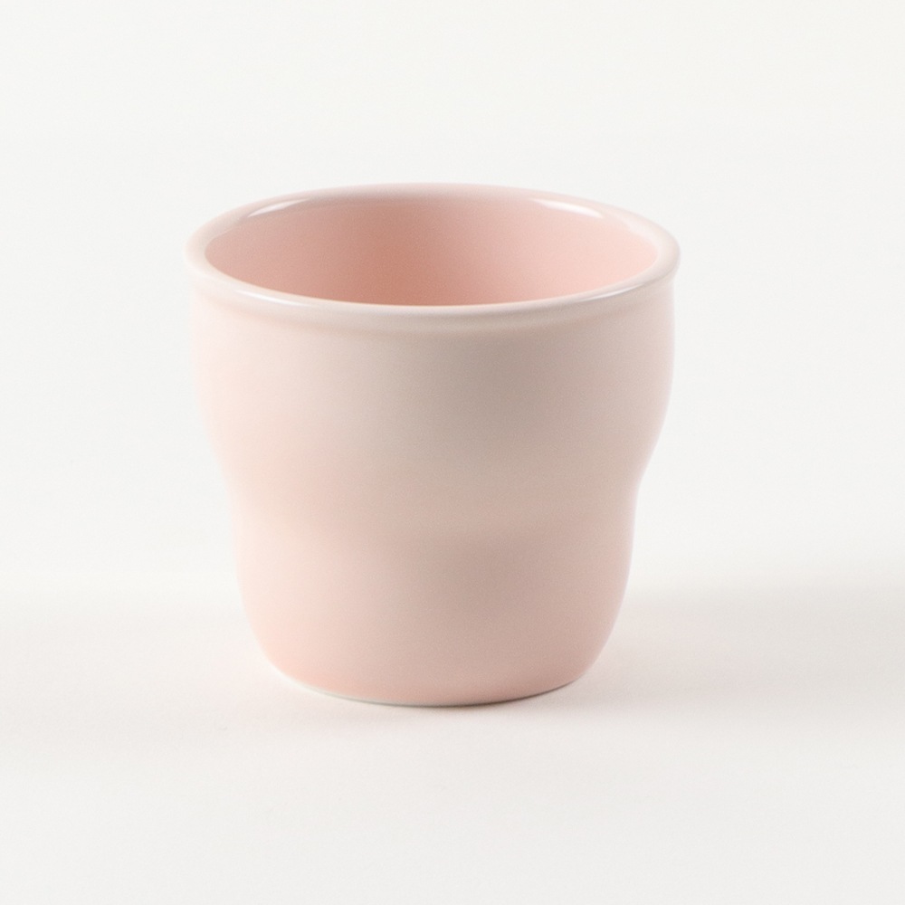 ★数量限定 お得なアウトレット品★ 強化磁器【 こども用コップ 170cc】くぼみがあるから持ちやすい。はじめて食器を使うお子さまに！