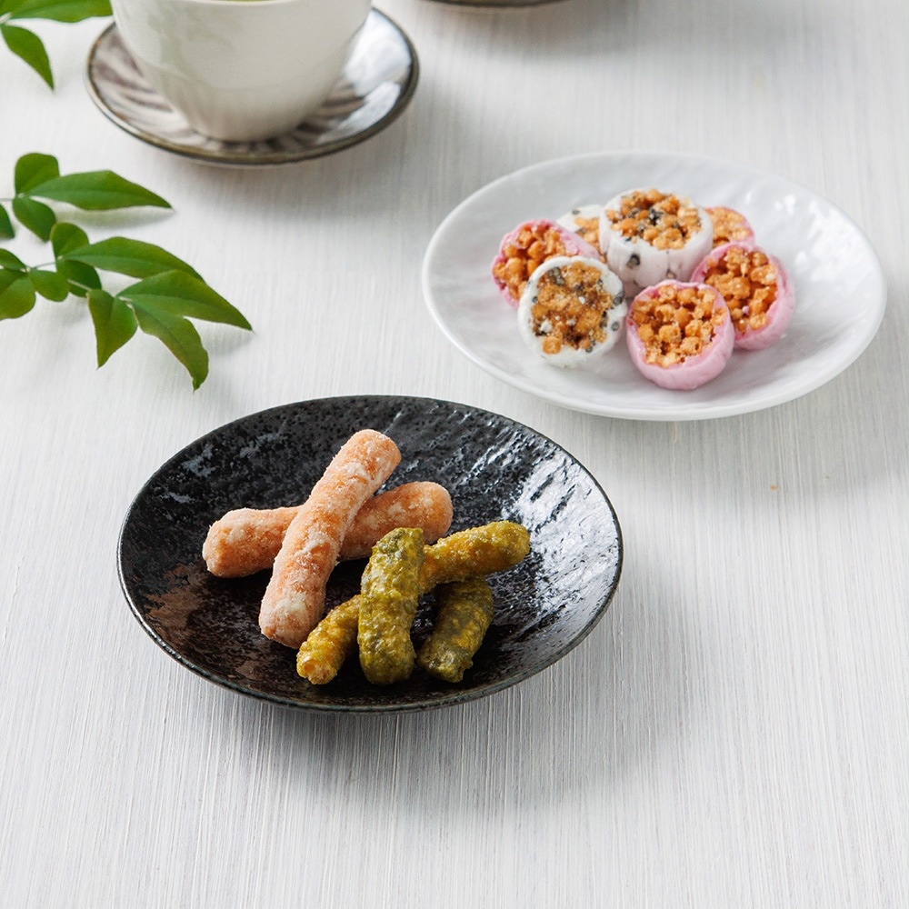 【YAMATSU STANDARD】11cm 小皿 副菜 取鉢 豆皿 醤油皿 おやつ 丸皿 プレート 皿 白 黒 ホワイト ブラック おしゃれ 収納 カフェ食器 シンプル 美濃焼 磁器 ポーセラーツ BPAフリー ギフト 業務用 軽い 日本製
