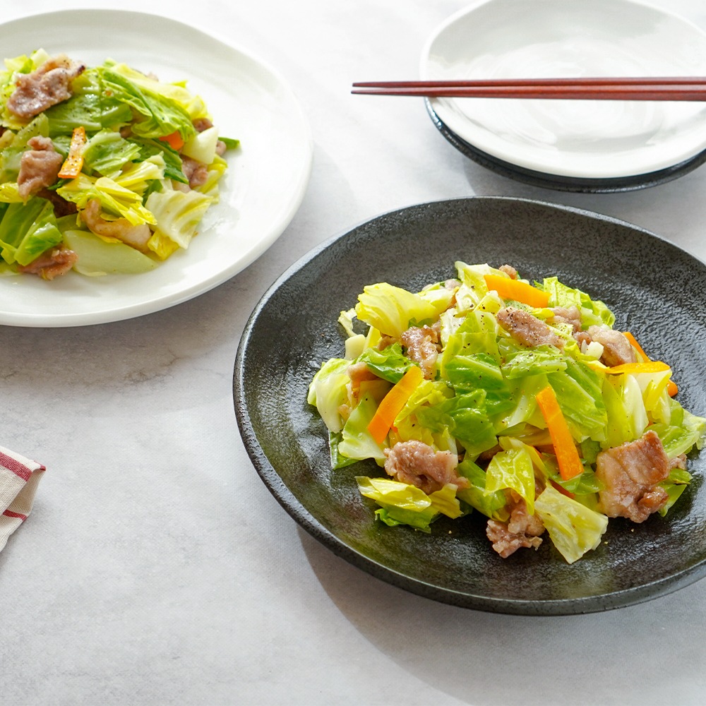 【YAMATSU STANDARD】25cm 大皿 メイン皿 ディナー皿 丸皿 プレート 皿 白 黒 ホワイト ブラック おしゃれ 収納 カフェ食器 シンプル 美濃焼 磁器 ポーセラーツ BPAフリー ギフト 業務用 軽い 日本製