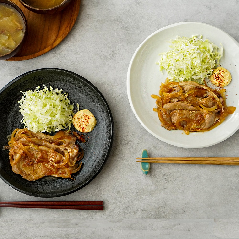 【YAMATSU STANDARD】25cm 大皿 メイン皿 ディナー皿 丸皿 プレート 皿 白 黒 ホワイト ブラック おしゃれ 収納 カフェ食器 シンプル 美濃焼 磁器 ポーセラーツ BPAフリー ギフト 業務用 軽い 日本製