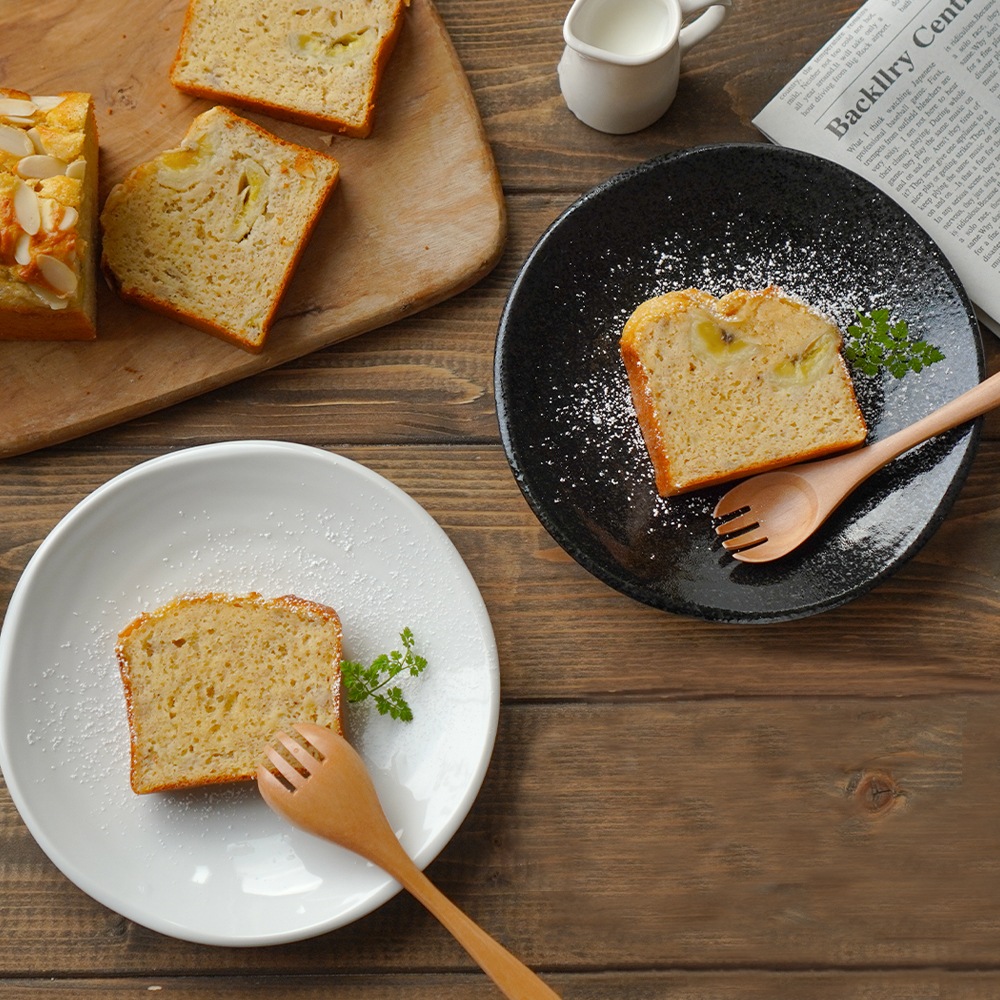 【YAMATSU STANDARD】16cm 小皿 平皿 パン皿 取鉢 取り皿 おやつ 丸皿 プレート 皿 白 黒 ホワイト ブラック おしゃれ 収納 カフェ食器 シンプル 美濃焼 磁器 ポーセラーツ BPAフリー ギフト 業務用 軽い 日本製