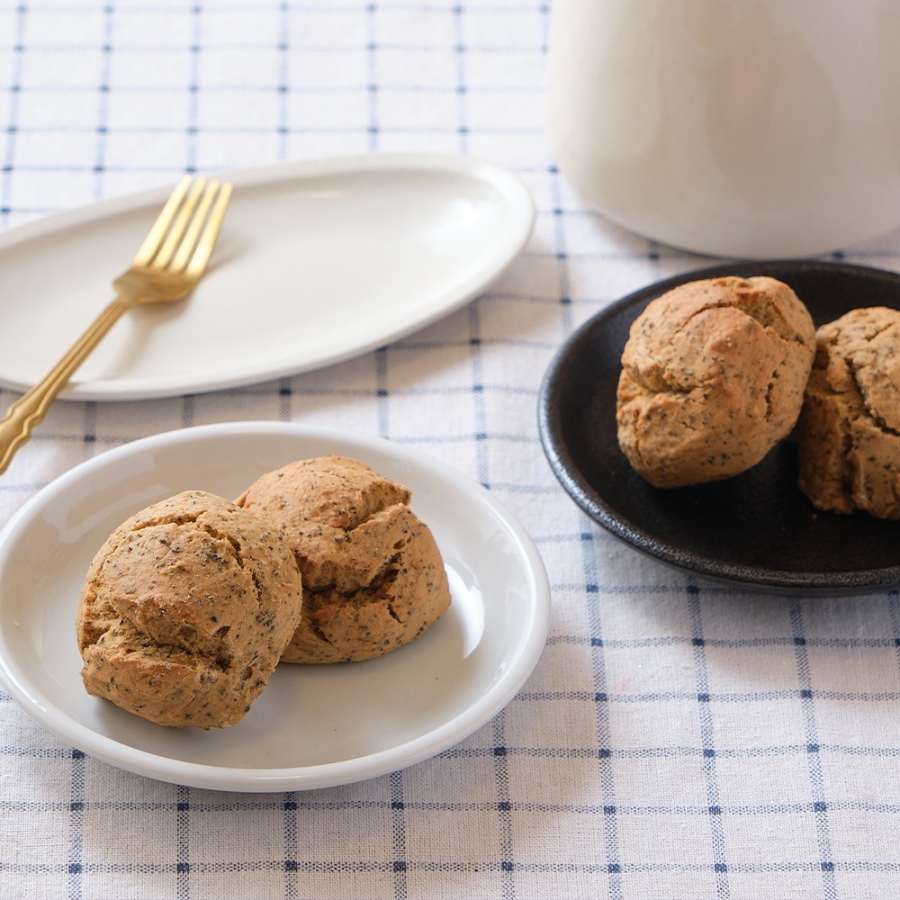 【YAMATSU STANDARD】14cm 小皿 副菜 パン皿 取鉢 取り皿 おつまみ おやつ 丸皿 プレート 皿 白 黒 ホワイト ブラック おしゃれ 収納 カフェ食器 シンプル 美濃焼 磁器 ポーセラーツ BPAフリー ギフト 業務用 軽い 日本製