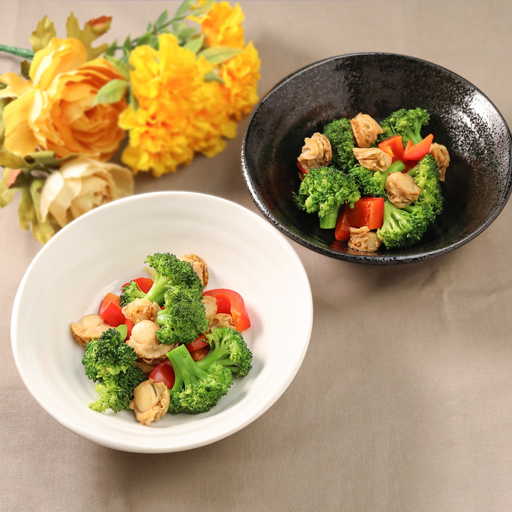 【YAMATSU STANDARD】17cm 煮物鉢 副菜 取り皿 小鉢 おやつ丸皿 プレート皿 白黒 ホワイト ブラック おしゃれ 収納 カフェ食器 シンプル 美濃焼 磁器 ポーセラーツ BPAフリー ギフト 業務用 軽い 日本製