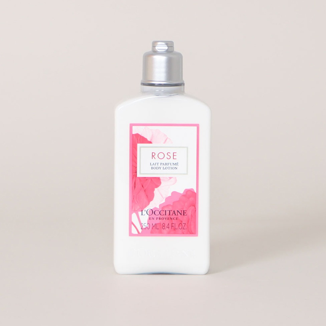 L’OCCITANE ローズ ボディミルク 250ml ボディケア ギフト プレゼント シアバター ラズベリーローズ うるおい シア脂 フローラルローズ 保湿 バスケア バス用品 定番 LOCCITANE laccitane ロクシタン ダマスクローズ 朝摘みローズ ごほうび しっとり 保湿成分