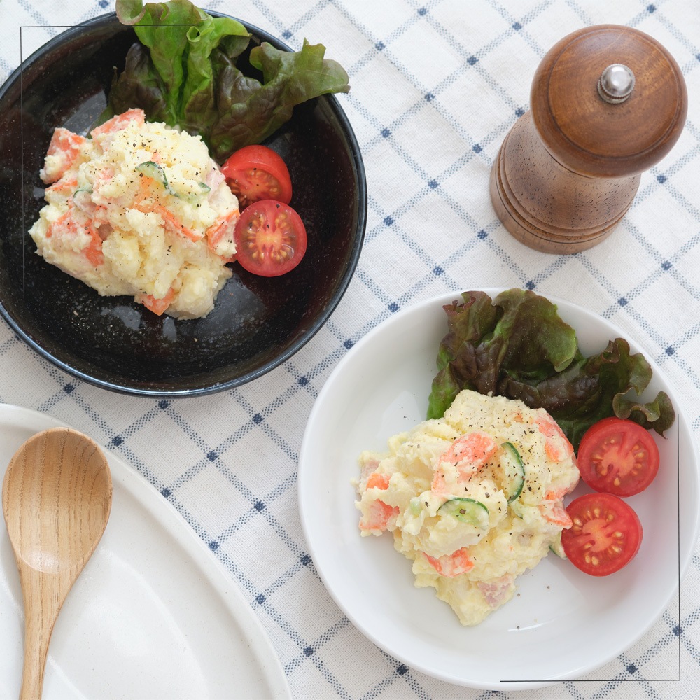 【YAMATSU STANDARD】17cm 小皿 平皿 取り皿 おやつ 丸皿 プレート 皿 白 黒 ホワイト ブラック おしゃれ 収納 カフェ食器 シンプル 美濃焼 磁器 ポーセラーツ BPAフリー ギフト 業務用 軽い 日本製