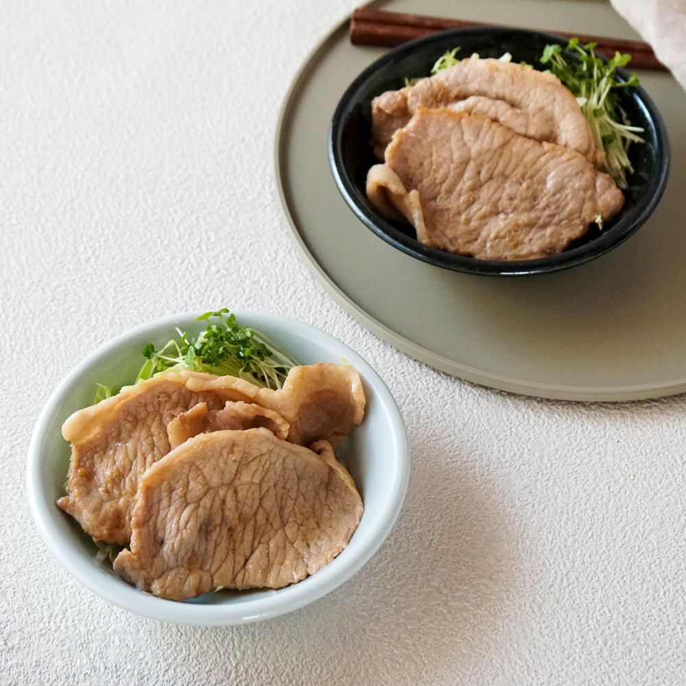 【YAMATSU STANDARD】14cm 深皿 小皿 サラダ 丸皿 プレート 皿 黒 青 ブラック ライトブルー おしゃれ 収納 カフェ食器 シンプル 美濃焼 磁器 ポーセラーツ BPAフリー ギフト 業務用 軽い 日本製