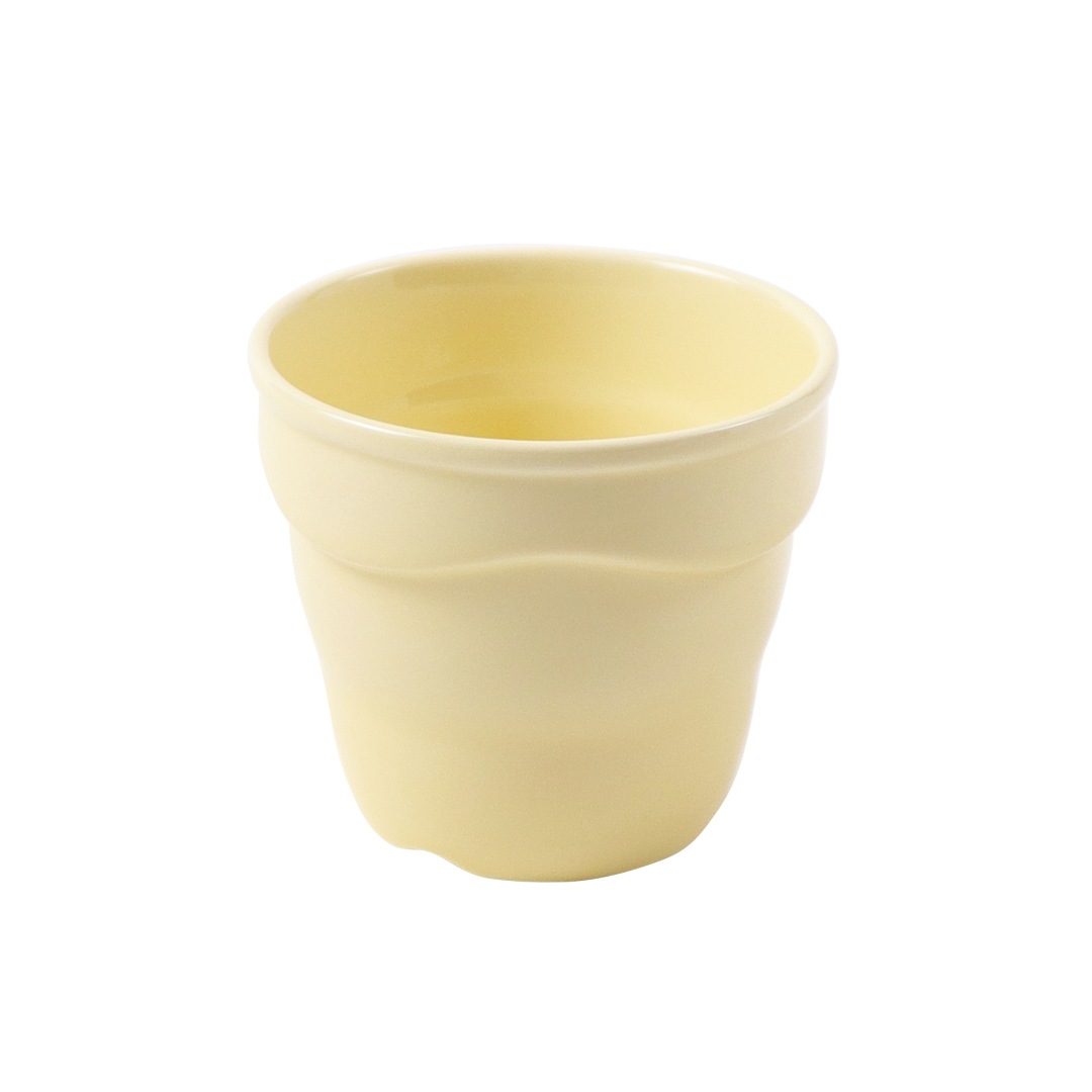 くぼみが手にフィット  【こども用コップ165㏄】