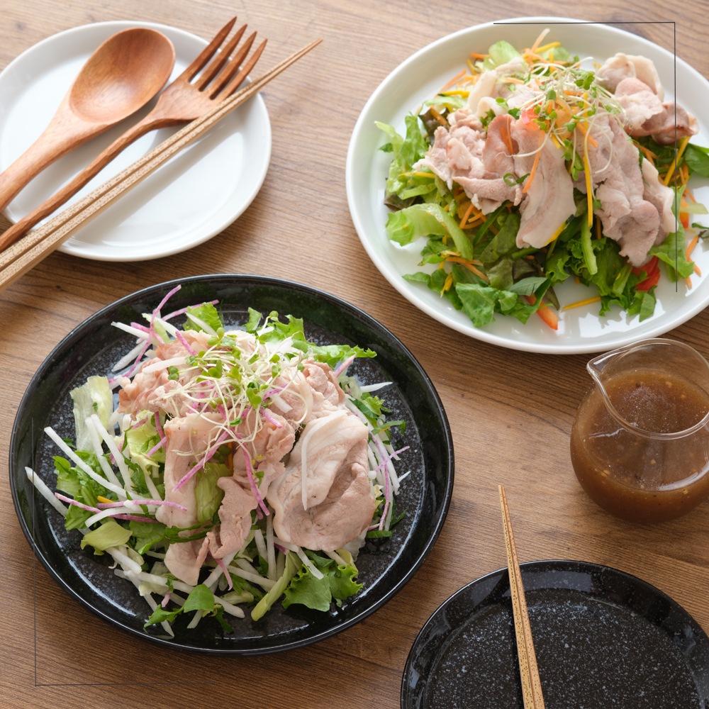 【YAMATSU STANDARD】19cm 中皿 ミート皿 シンプル 平皿 丸皿 プレート 皿 白 黒 ホワイト ブラック おしゃれ 収納 カフェ食器 シンプル 美濃焼 磁器 ポーセラーツ BPAフリー ギフト 業務用 軽い 日本製