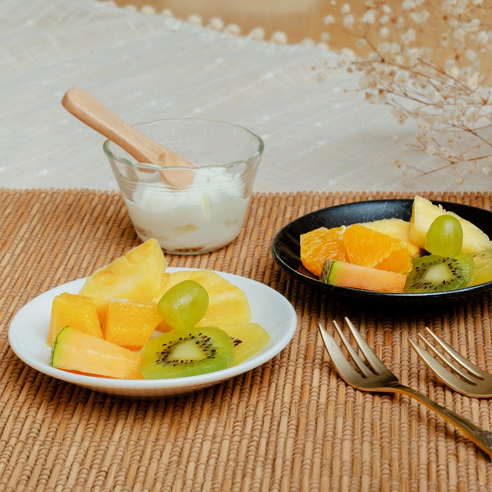 【YAMATSU STANDARD】12cm 浅皿 小皿 おやつ皿 デザート皿 サラダ 丸皿 プレート 皿 白 黒 ホワイト ブラック おしゃれ 収納 カフェ食器 シンプル 美濃焼 磁器 ポーセラーツ BPAフリー ギフト 業務用 軽い 日本製