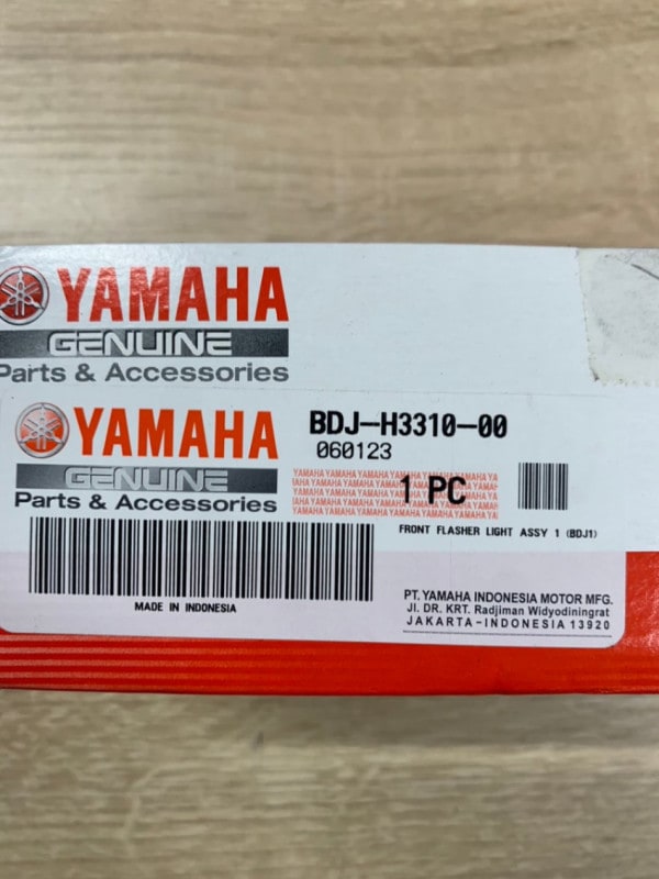 R15M եȥ󥫡FRONT FLASHER LIGHT ASSY 1BDJ-H3310-00-BT@