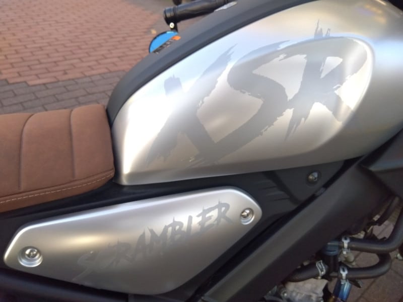 XSR155/125 SCRAMBLER STICKER��SILVER �ʥ������֥顼�����ƥå�����  SB-STIC-SLVBLK-SR1-B@