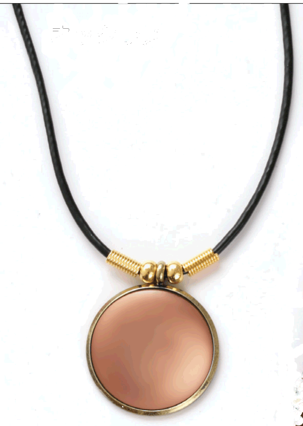 七宝素材／ペンダント紐タイプ NR－黒紐30丸(金古美)：銀粘土や