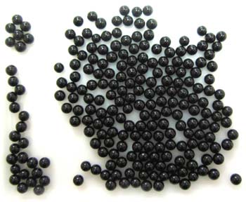 色ガラスビーズ ブラック（301） 10g：銀粘土や七宝などのクラフト