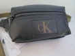 CALVIN　KLEIN JEANS 　ユニセックス　合皮ボディバッグ　HH3724|CALVINKLEIN　JEANS（カルバンクラインジーンズ）