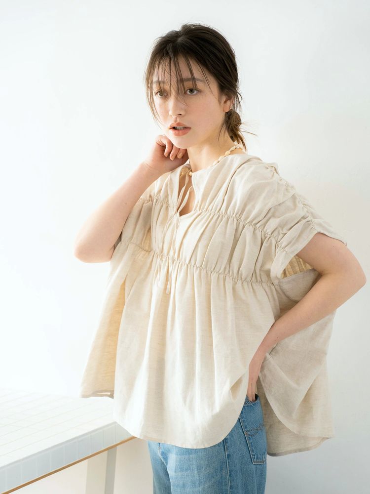 Ungrid - 新品タグ付 ungrid アングリッド タック プルオーバー ブラウス ホワイト strong>ungrid</strong> (アングリッド)の正規取扱店セレクト