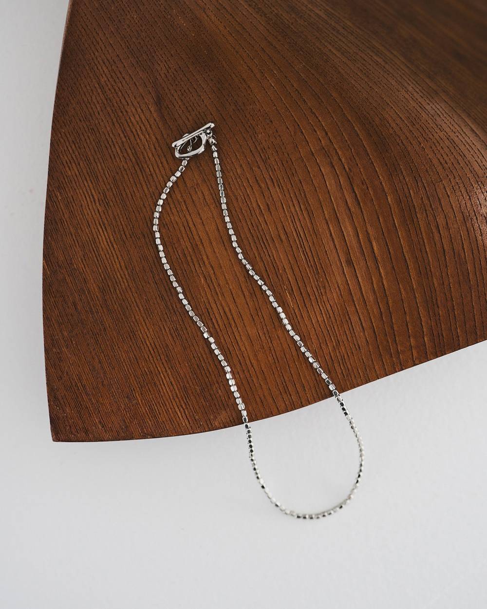 【新品・未使用】anuke(アンヌーク) Cube Beads Necklace anuke Cube Beads Necklace|apricot online shop
