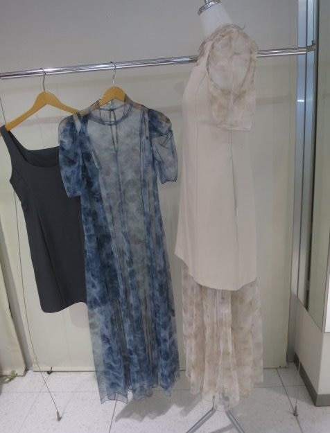 COCO DEAL マーブルチュールワンピース×ミニワンピースセット SALE】COCODEAL マーブルチュールワンピース×ミニワンピース