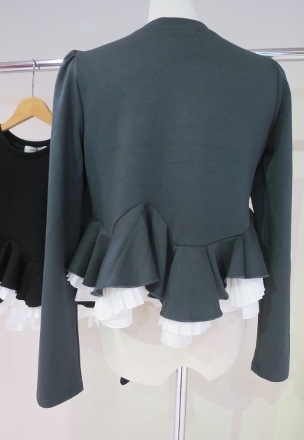 COCODEAL ランダムフリルペプラムトップス 76621322|apricot online shop