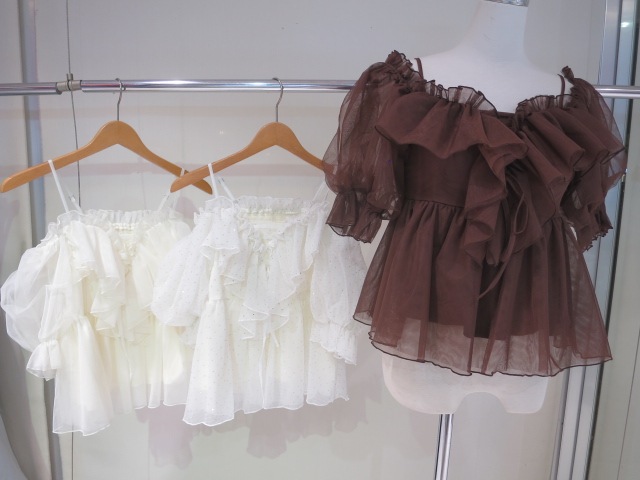 SALE】 dazzlin スクエアフリルペプラムブラウス 0225304015