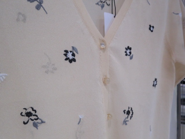 期間限定SALE】COCODEAL フラワー刺繍シアーカーディガン 76533043