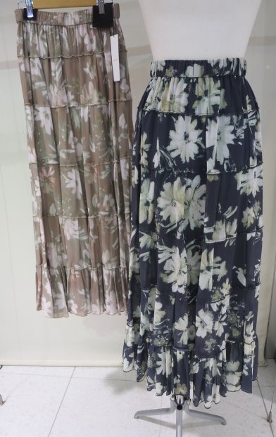 SALE】 COCO DEAL フラワープリントティアードスカート 74517041