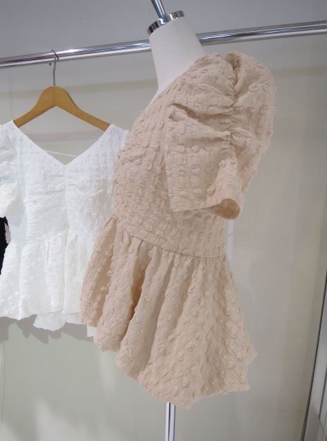 COCODEAL バルーンペプラムカットソートップス 76221391|apricot