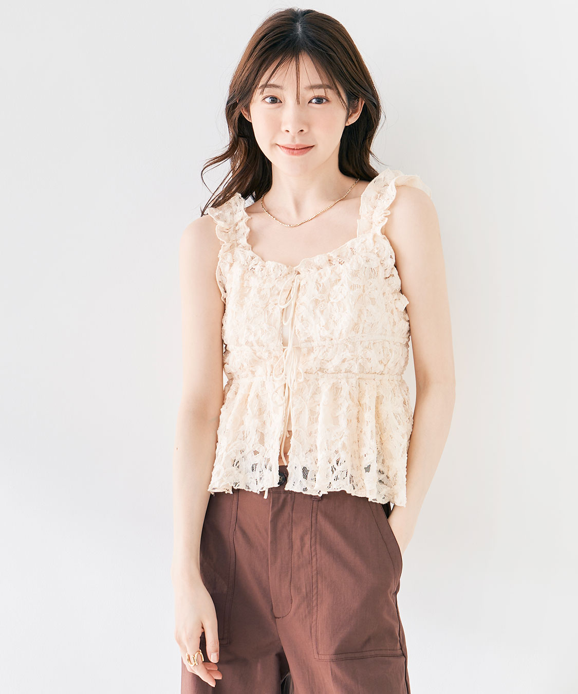 CHANEL - 極美品★CHANEL★パールCOCO★ぺプラム★プリーツ★フリル★ブラウス 22AW☆すぐ届く！【CHANEL シャネル】 ブラウス コットン 関税込